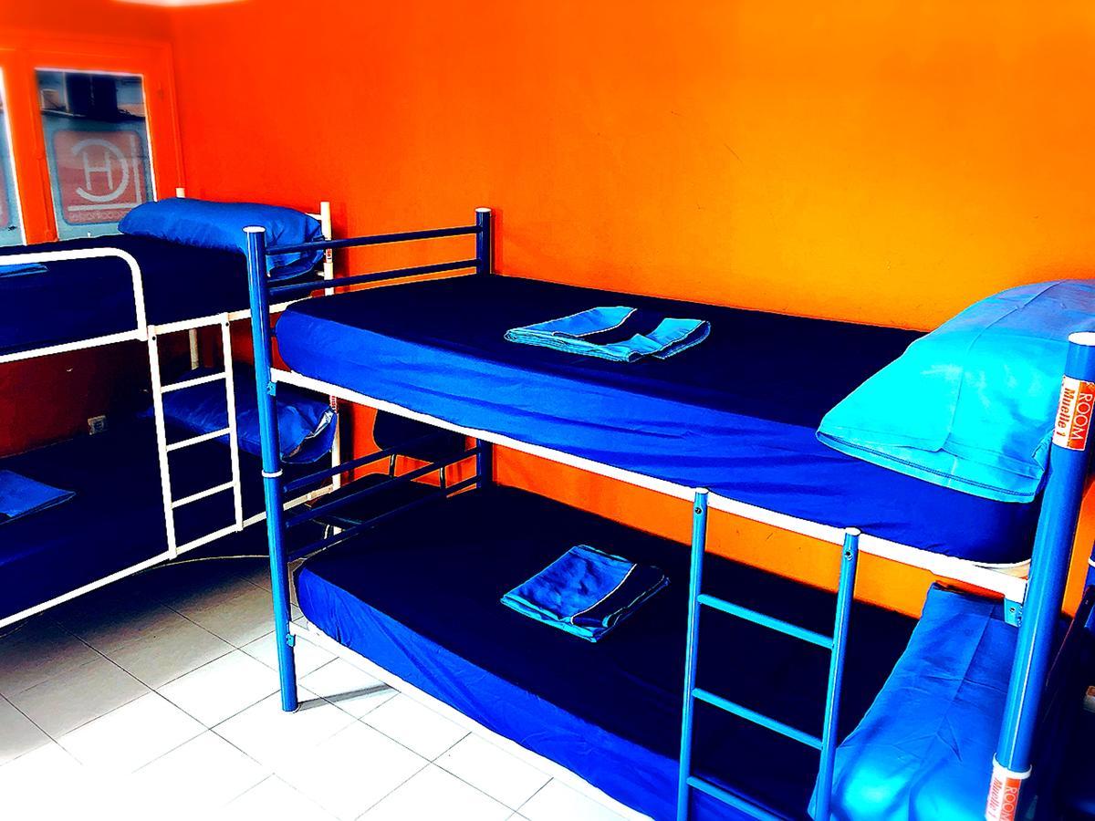 Larios Cool Hostel Malaga Ngoại thất bức ảnh